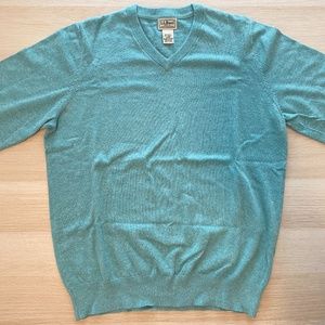 L.L. Bean Mens V neck Cotton/Cashmere Sweater Teal/Green color